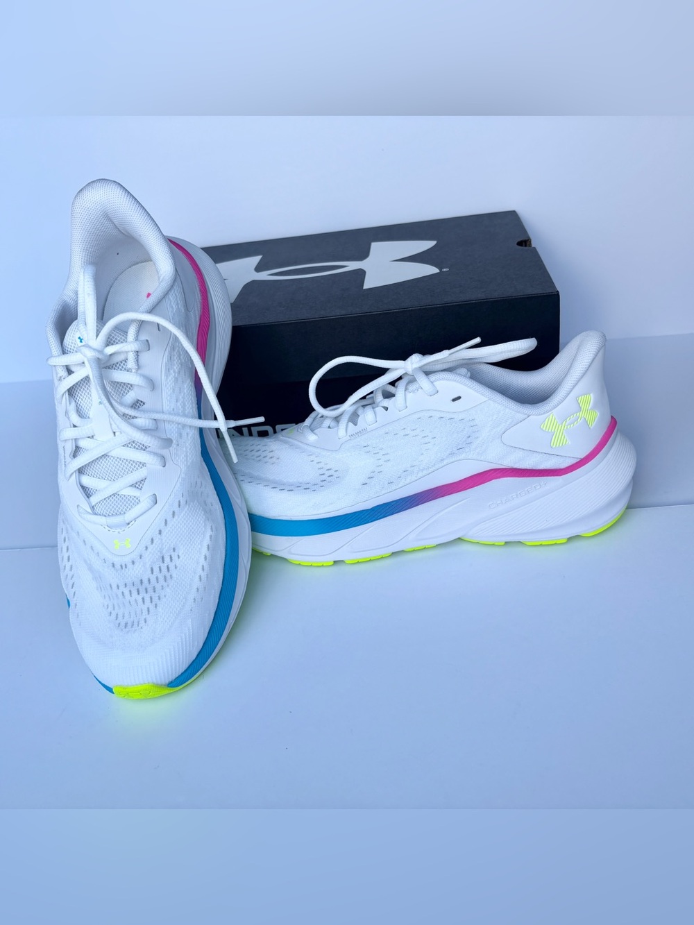 NIB Sz 9.5 Under Armour Charged + Turbulence 3 Women’s Running Shoe White